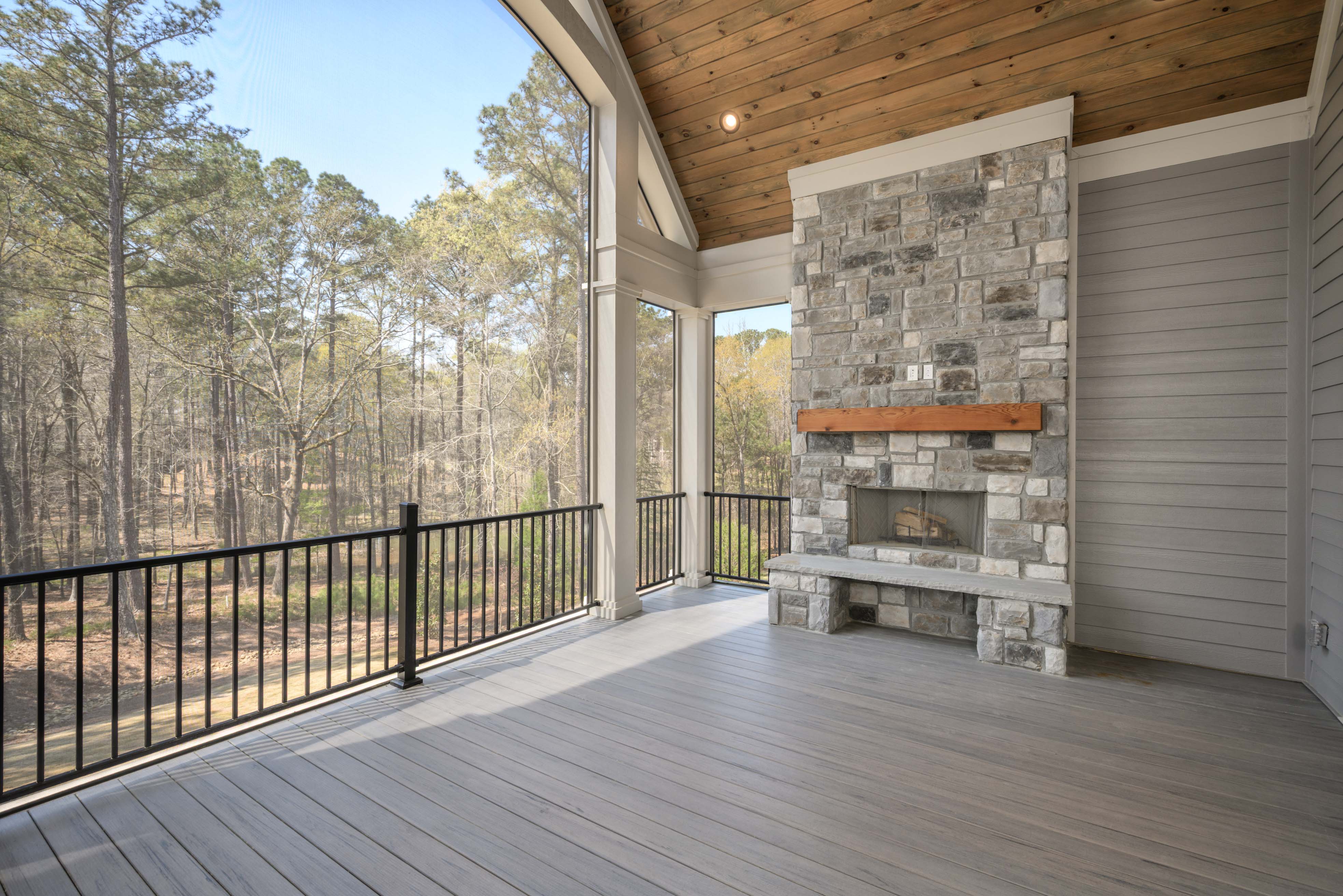 1100 Fox Bend image 16